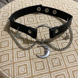 Hot topic choker with moon